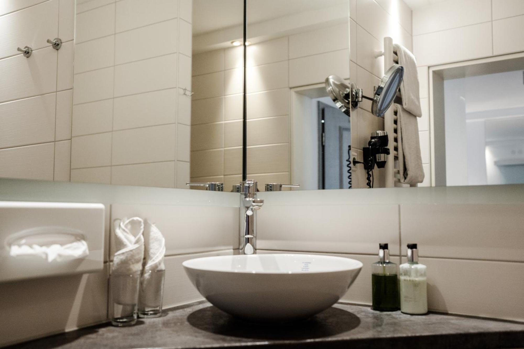 Hotel Antoniushof Ruhstorf an der Rott Room photo