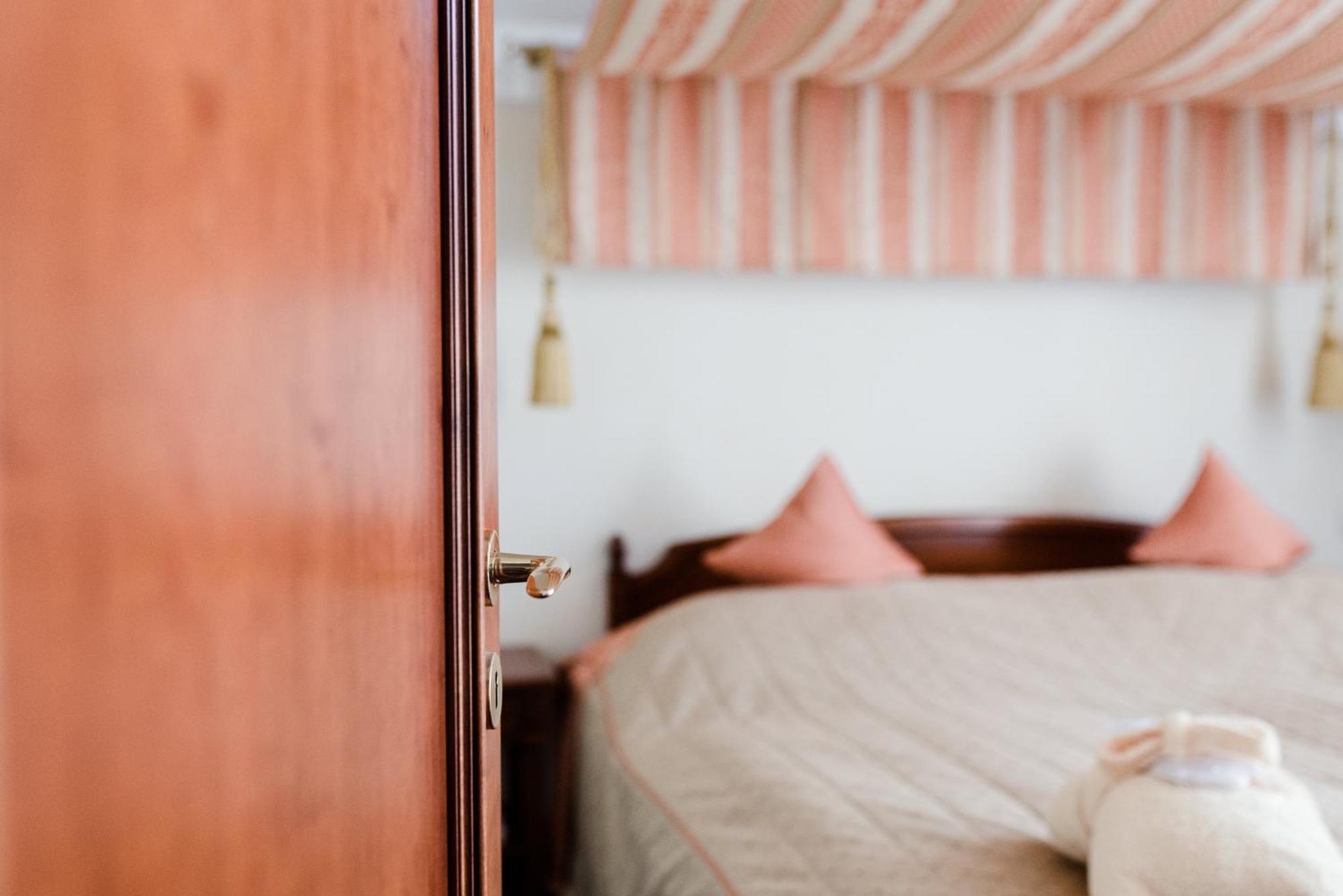 Hotel Antoniushof Ruhstorf an der Rott Room photo